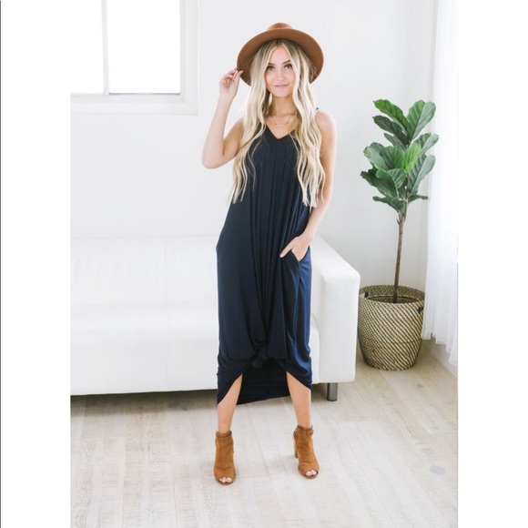 Fancy Frills Dresses & Skirts - NWOT Pocket Maxi Dress (Navy)